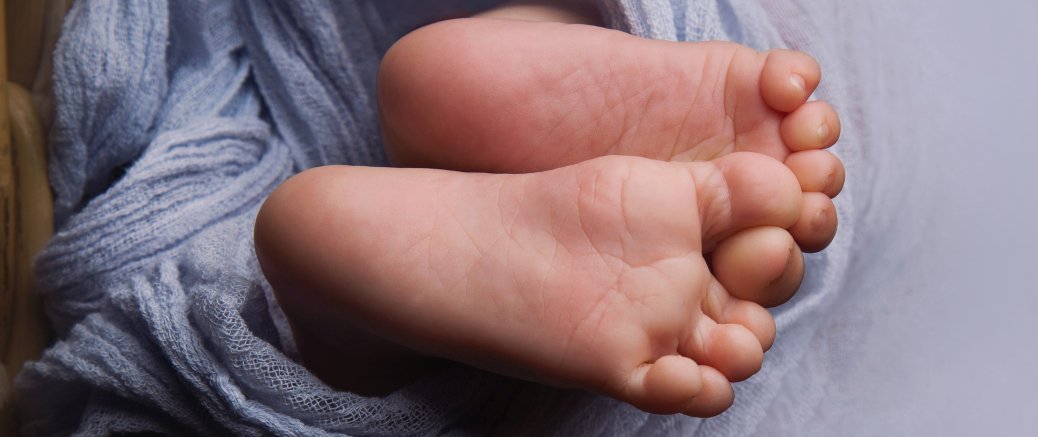 Artikel in der Baby News Zeitung der Initiative Liewensunfank: "Mit dir sind wir eine Familie", ein Erfahrungsbericht